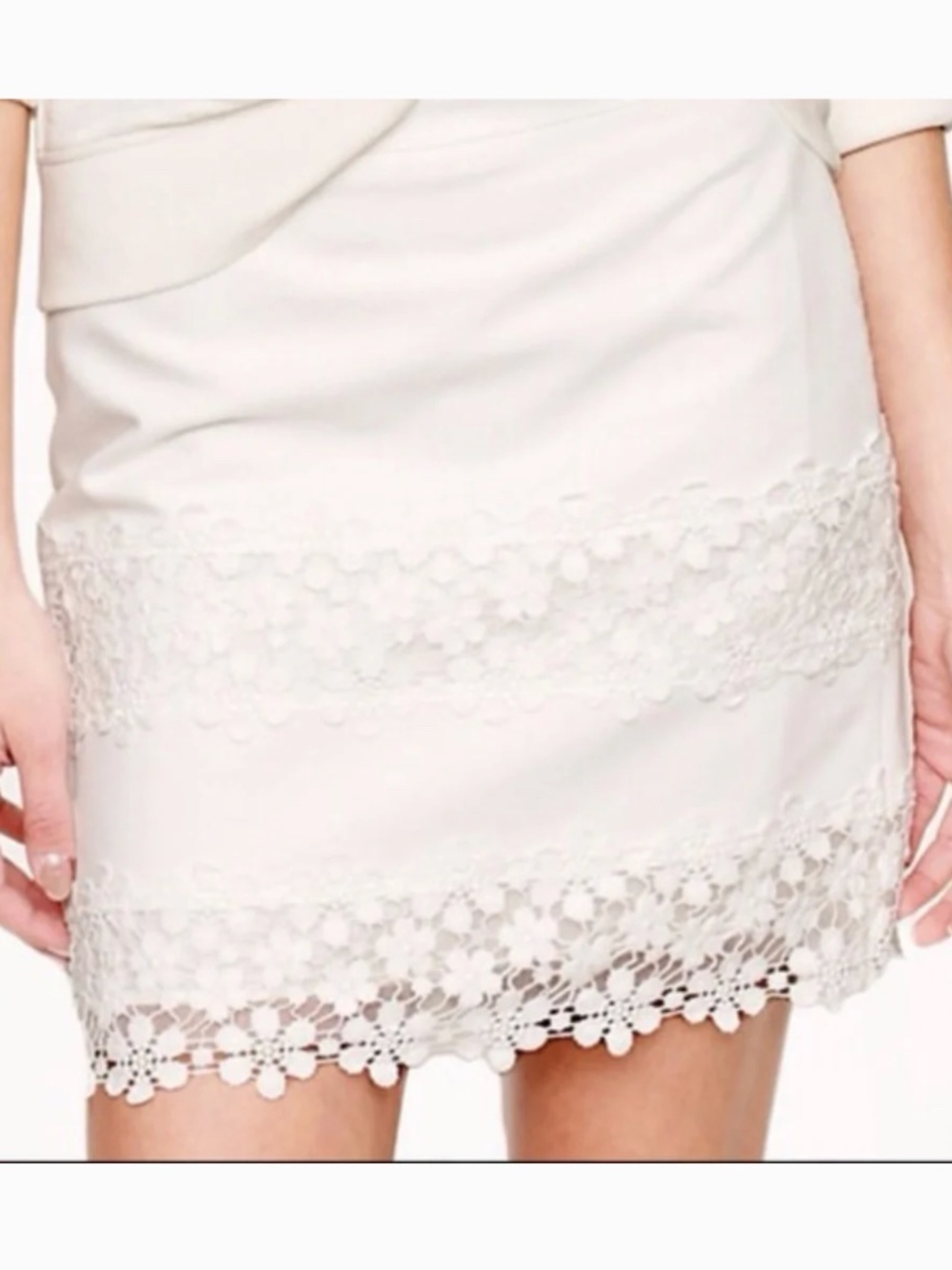 J. Crew Candace White Daisy Floral Lace Trim Mini Skirt Size 4 Eyelet Embroidery